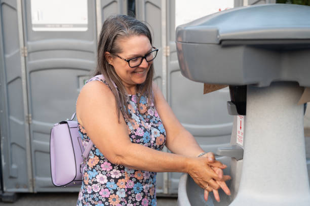 Best Affordable portable toilet rental  in Ontonagon, MI